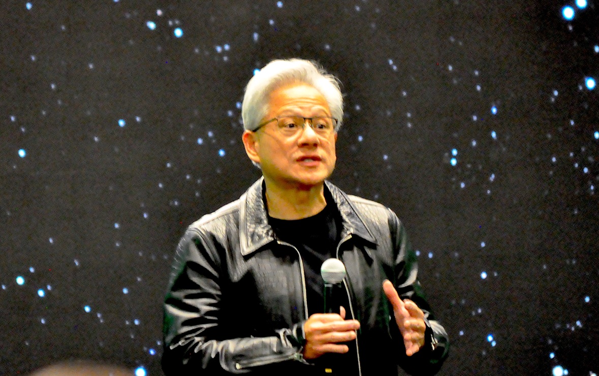 thumbnail for Nvidia Beats Forecasts, but Weaker Data Center Sales Drag Down Stock